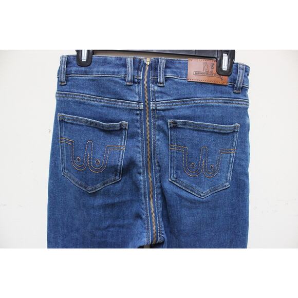Fashion Brand Company Easy Access Boob Zipper High Rise Jeans Size Small - Picture 6 of 8